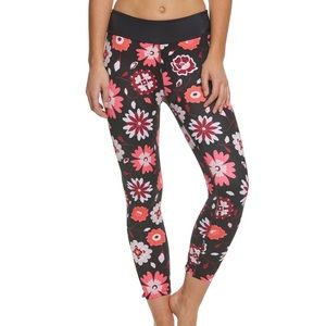 Beyond Yoga Kate Spade Leaf Bow Yoga Capris